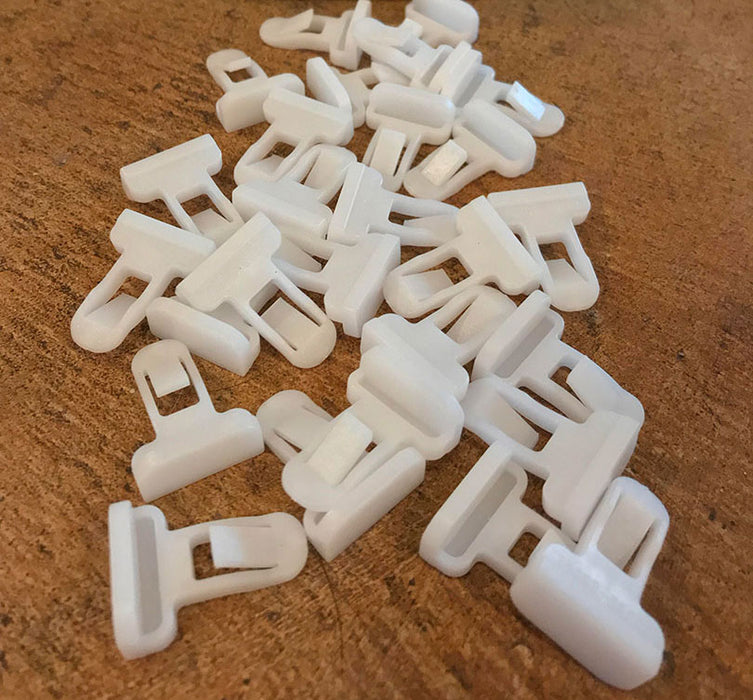 Toyota FJ Cruiser Bumper Wing Retainer Clips (2007–2014)