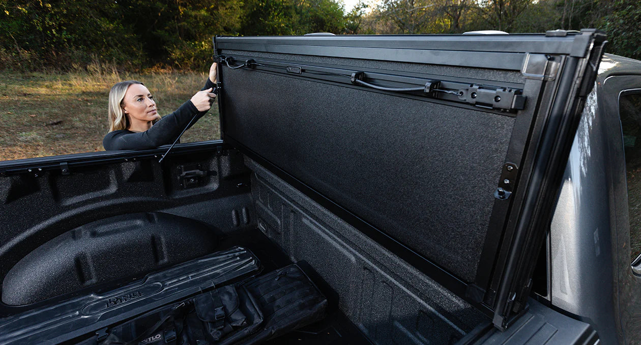 Worksport AL4 Flip-Up Hard Tri-Fold Tonneau Cover | 2022–2025 Toyota Tundra 5'7" Bed with Deck Rail System