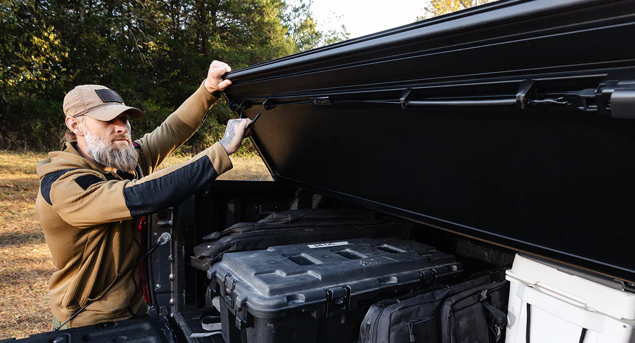 Worksport AL4 Flip-Up Hard Tri-Fold Tonneau Cover | 2022–2025 Toyota Tundra 5'7" Bed with Deck Rail System