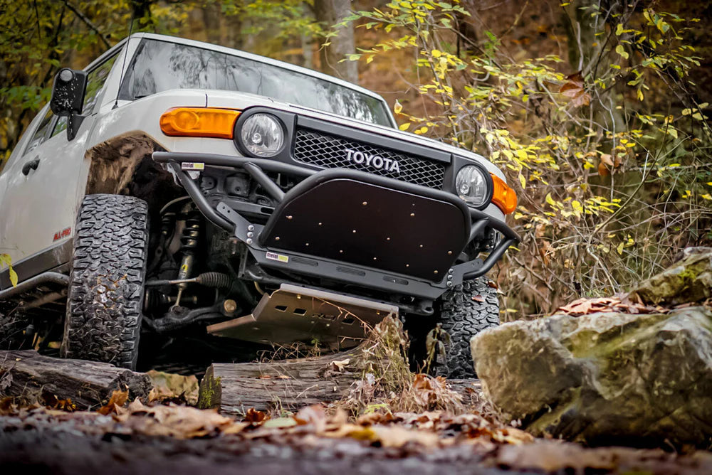 Metal Tech 4x4 Front Tube Bumper – Toyota FJ Cruiser (Winch or Bash Plate Configurable)