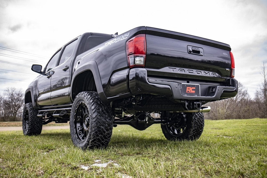 Rough Country 6 Inch Lift Kit | Toyota Tacoma 2WD/4WD (2016-2023)