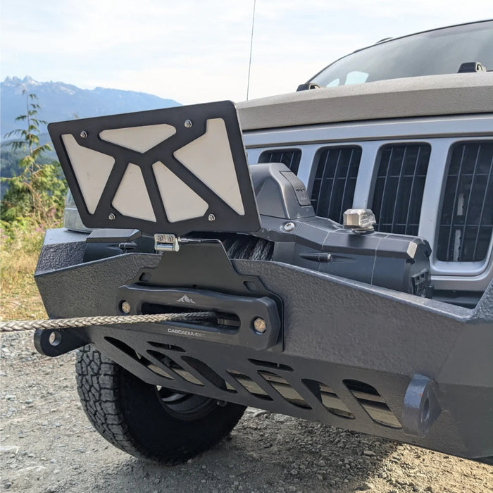 Cascadia 4x4 Flipster V3 Winch License Plate Mount | Fits Hawse & Roller Fairleads