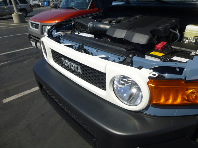 Ultimate Trail Teams Edition White Grille 2007-2014 FJ Cruiser