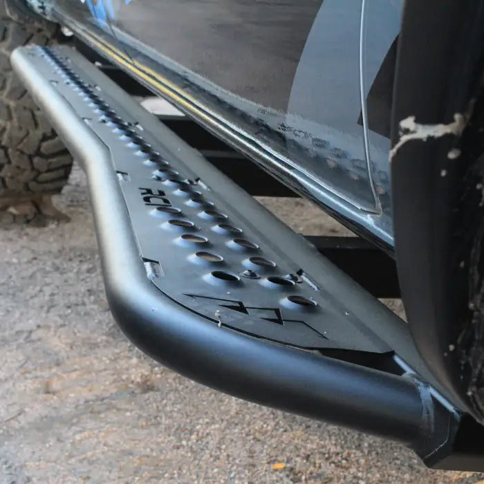 RCI Rock Sliders – 2016-2023 Toyota Tacoma Double Cab / Access Cab | TACO-16-SLIDER